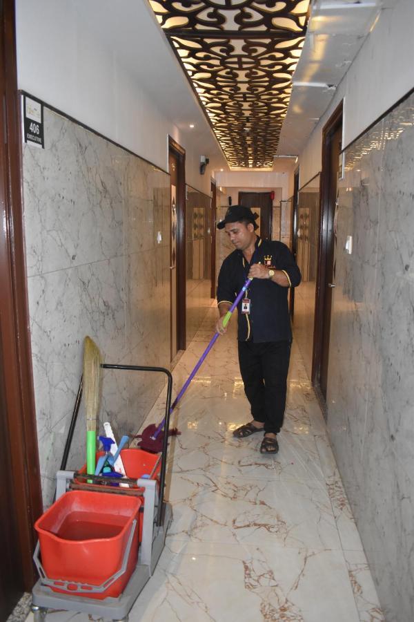 העיר בנגלור Hotel Ur Comforts Jayanagar מראה חיצוני תמונה