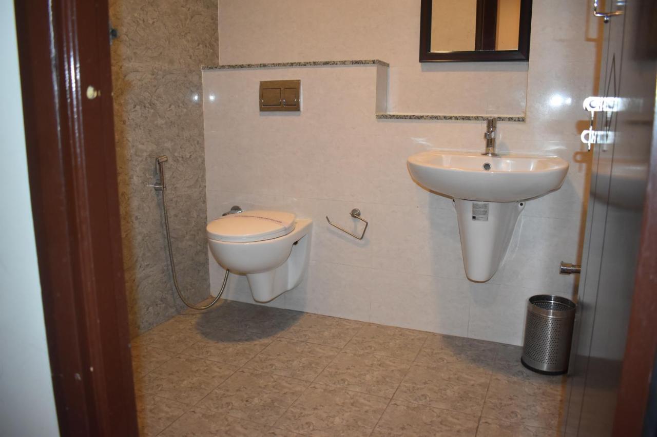 העיר בנגלור Hotel Ur Comforts Jayanagar מראה חיצוני תמונה