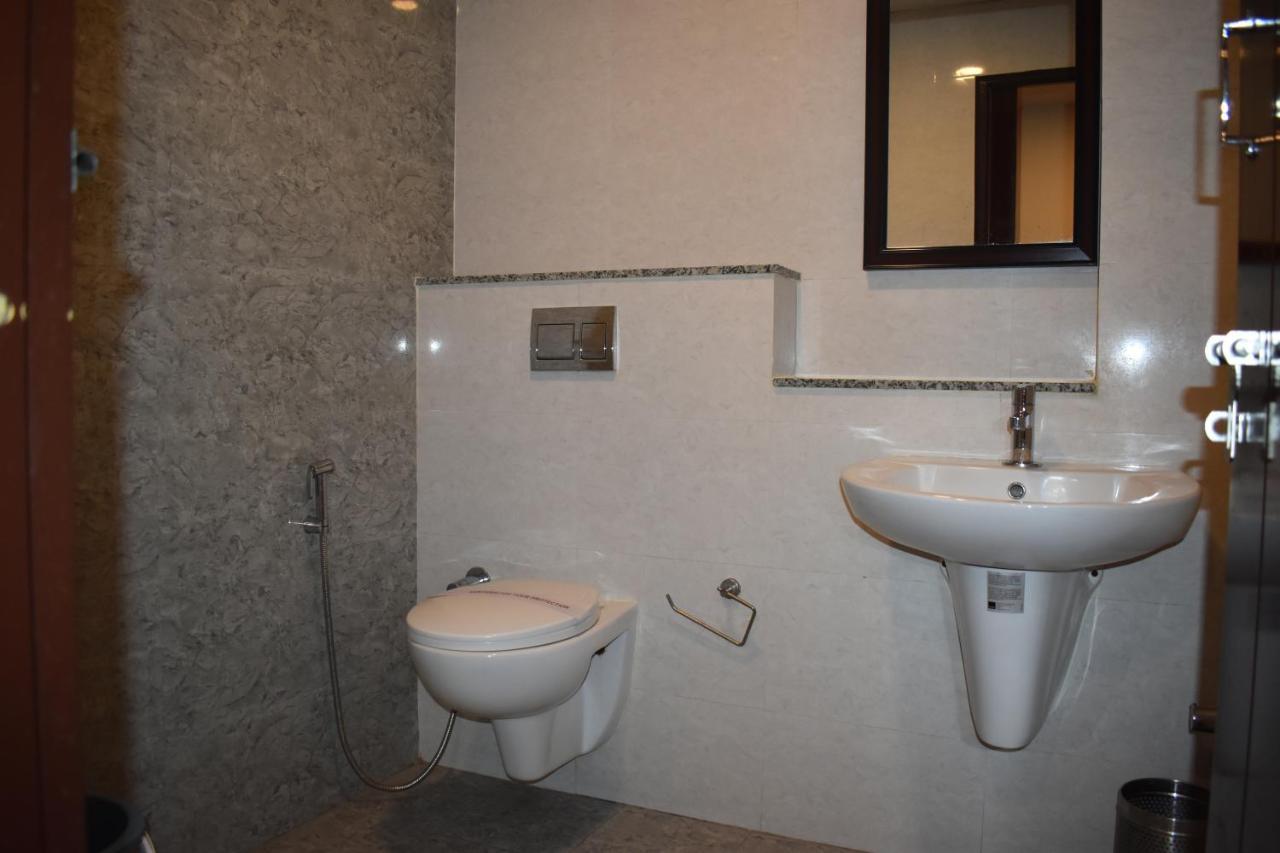 העיר בנגלור Hotel Ur Comforts Jayanagar מראה חיצוני תמונה