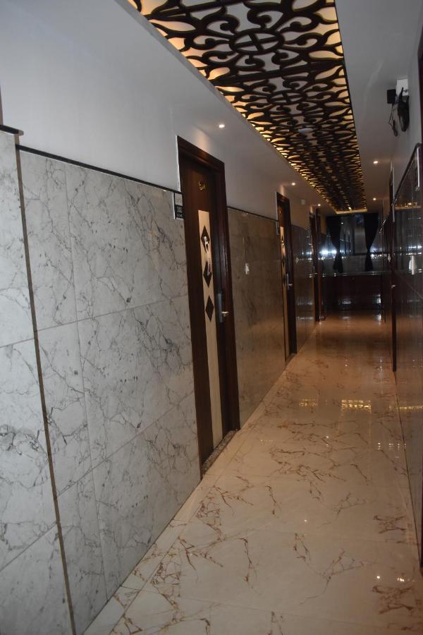 העיר בנגלור Hotel Ur Comforts Jayanagar מראה חיצוני תמונה
