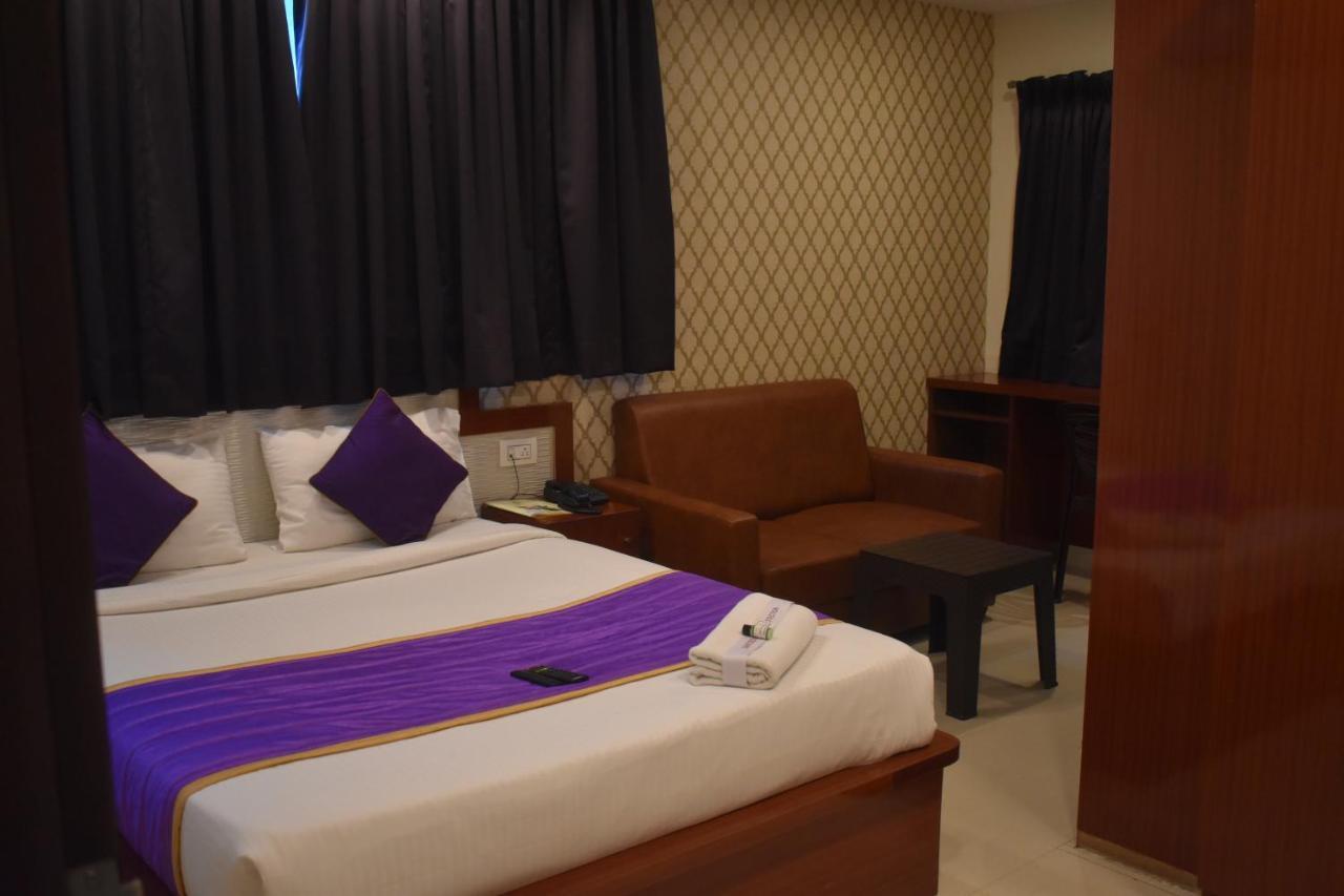 העיר בנגלור Hotel Ur Comforts Jayanagar מראה חיצוני תמונה