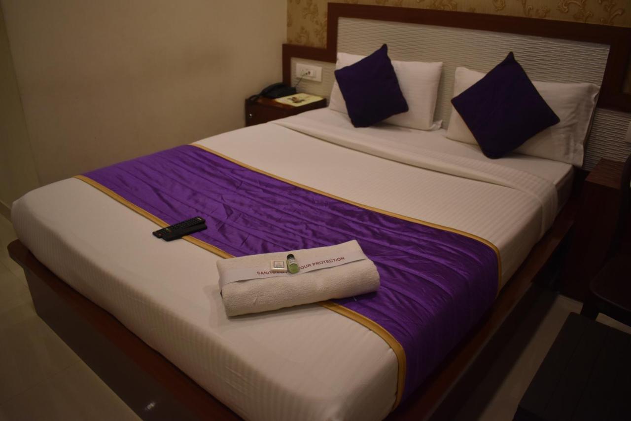העיר בנגלור Hotel Ur Comforts Jayanagar מראה חיצוני תמונה